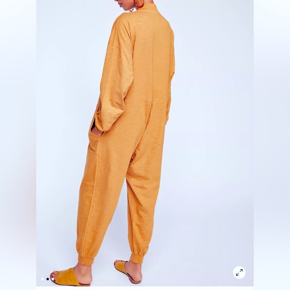 FREE PEOPLE Just Because Jumpsuit V-Neck Long Sleeve Pockets Jogger Hems Size M - Picture 2 of 16